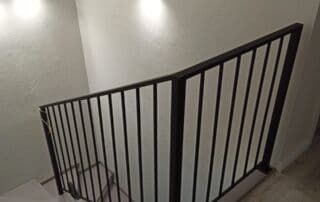 Custom metal staircase for modern homes