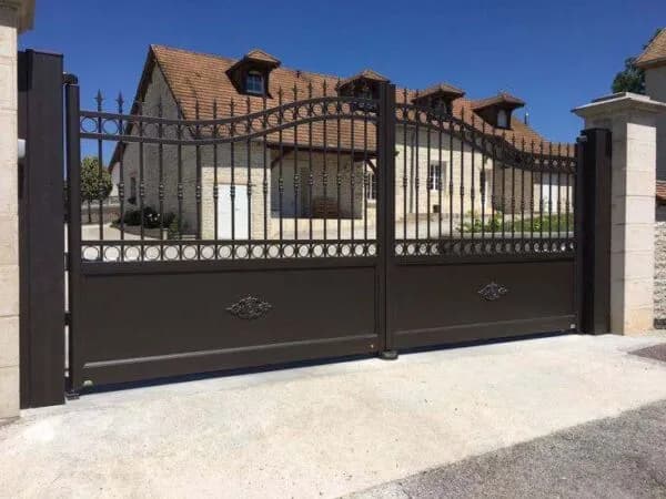 Custom Designed Metal Gates